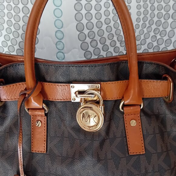 Michael Kors Hamilton Est/West Brown Logo Satchel Purse Bag - Picture 16 of 16